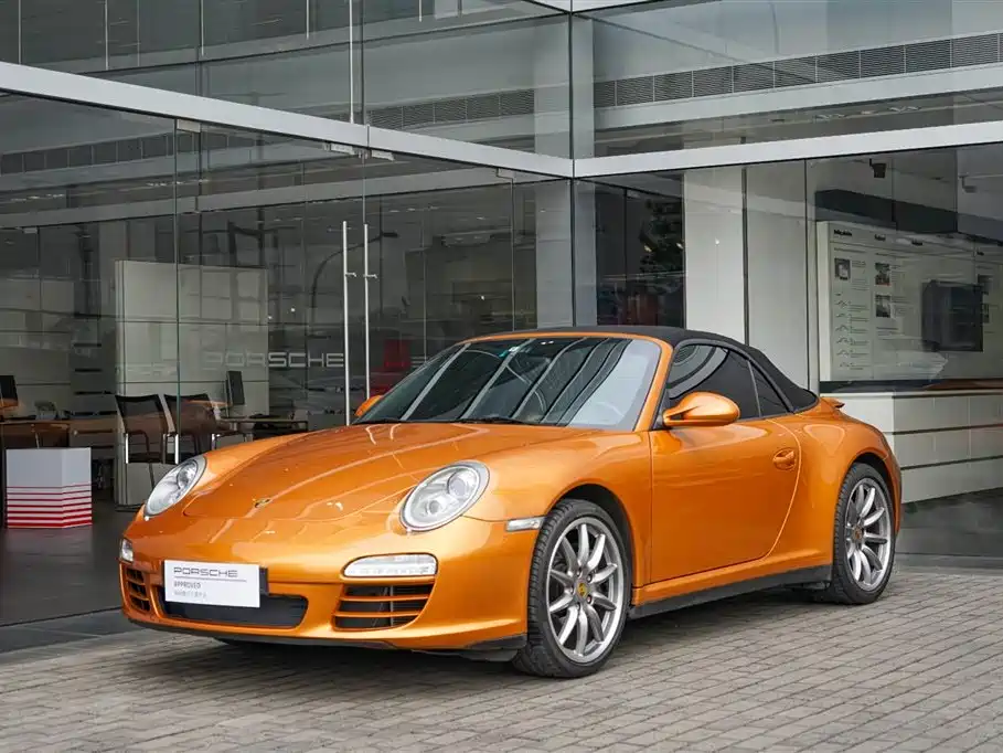 Porsche 911 2010 Carrera 4 Cabriolet 3.6L