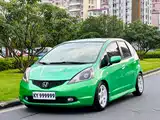 Фото 1 - Honda Fit