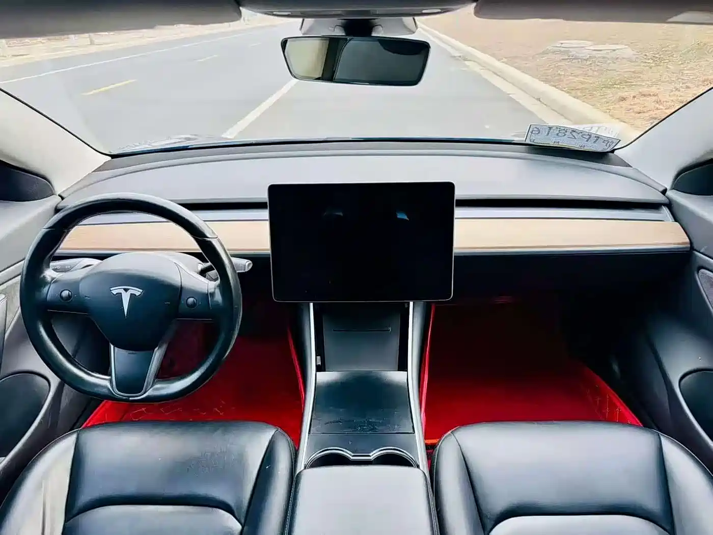 TESLA MODEL 3 (IMPORTED)