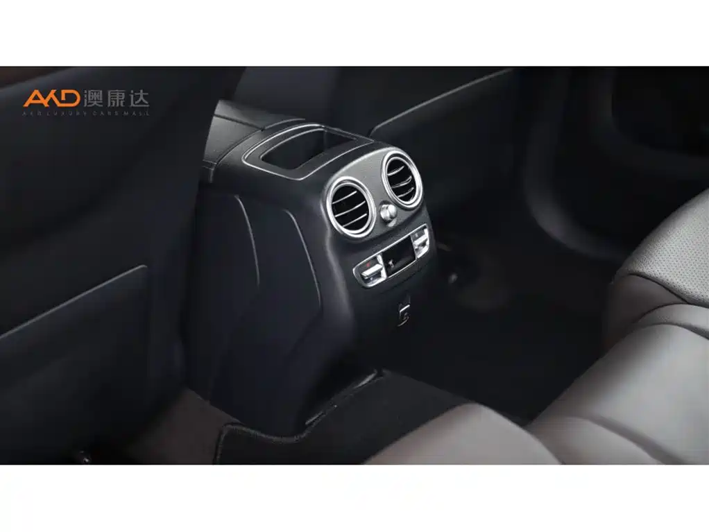 Mercedes-Benz GLC 2020 GLC 300 L 4MATIC Dynamic фото 9