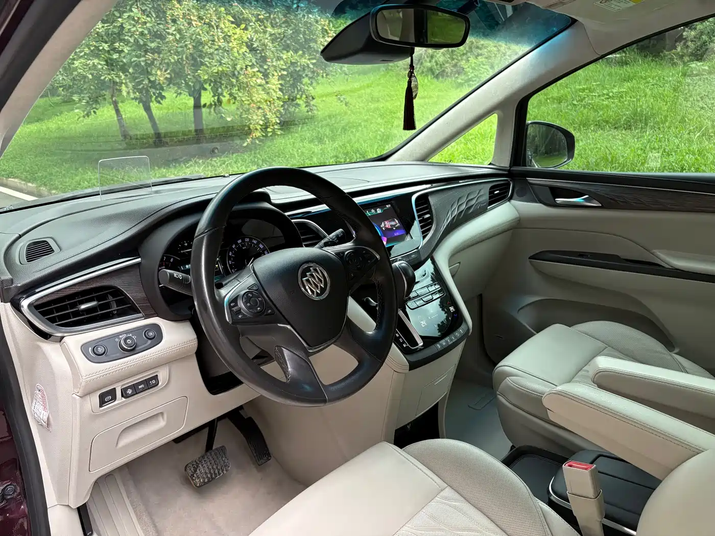 Фото 4 - Buick GL8