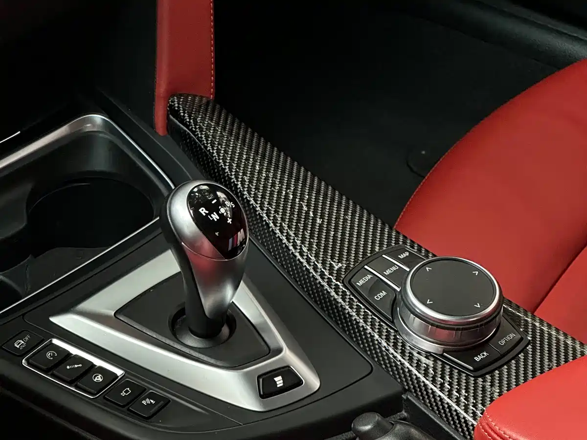 BMW M4 2018 M4 Convertible Coupe Fans Limited Edition фото 8