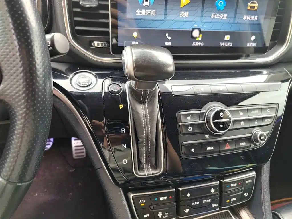 GAC Trumpchi Trumpchi M8 2019 320T Ultimate Edition фото 7