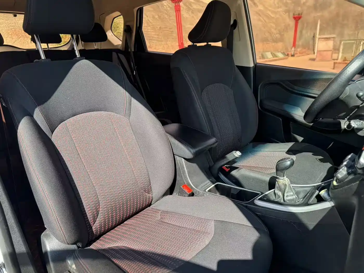 Baojun 560 2017 2016 1.8L Manual Value