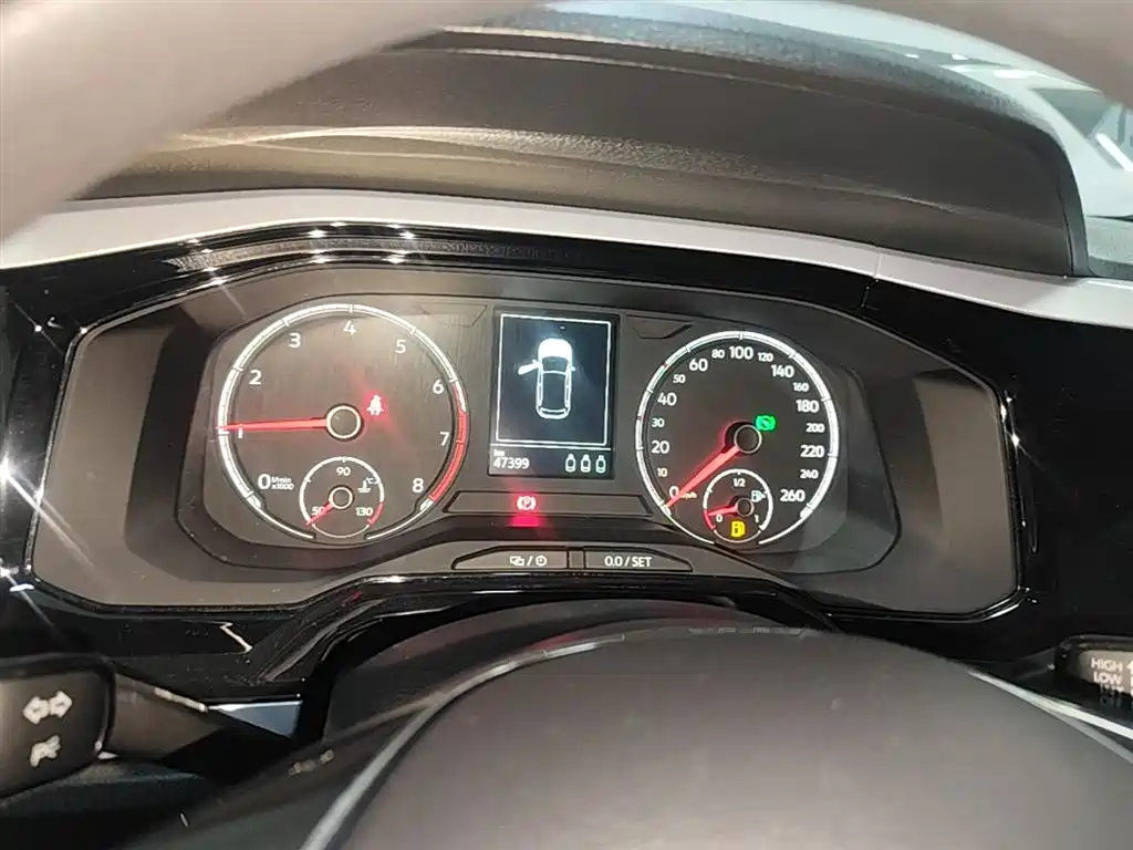 Volkswagen Polo 2021 Plus 1.5L Automatic Colorful Tech Edition фото 12