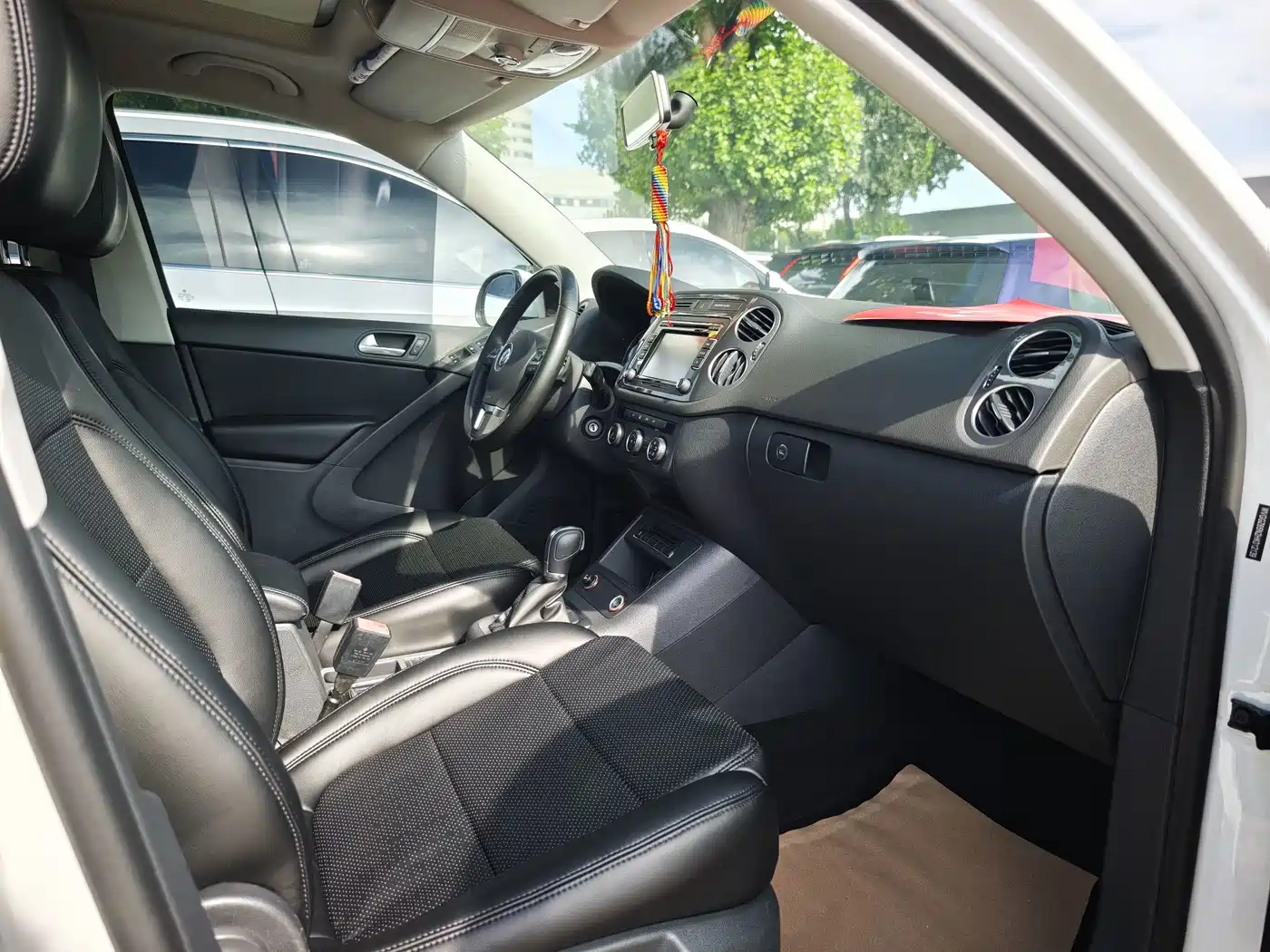 Фото 7 - Volkswagen Tiguan