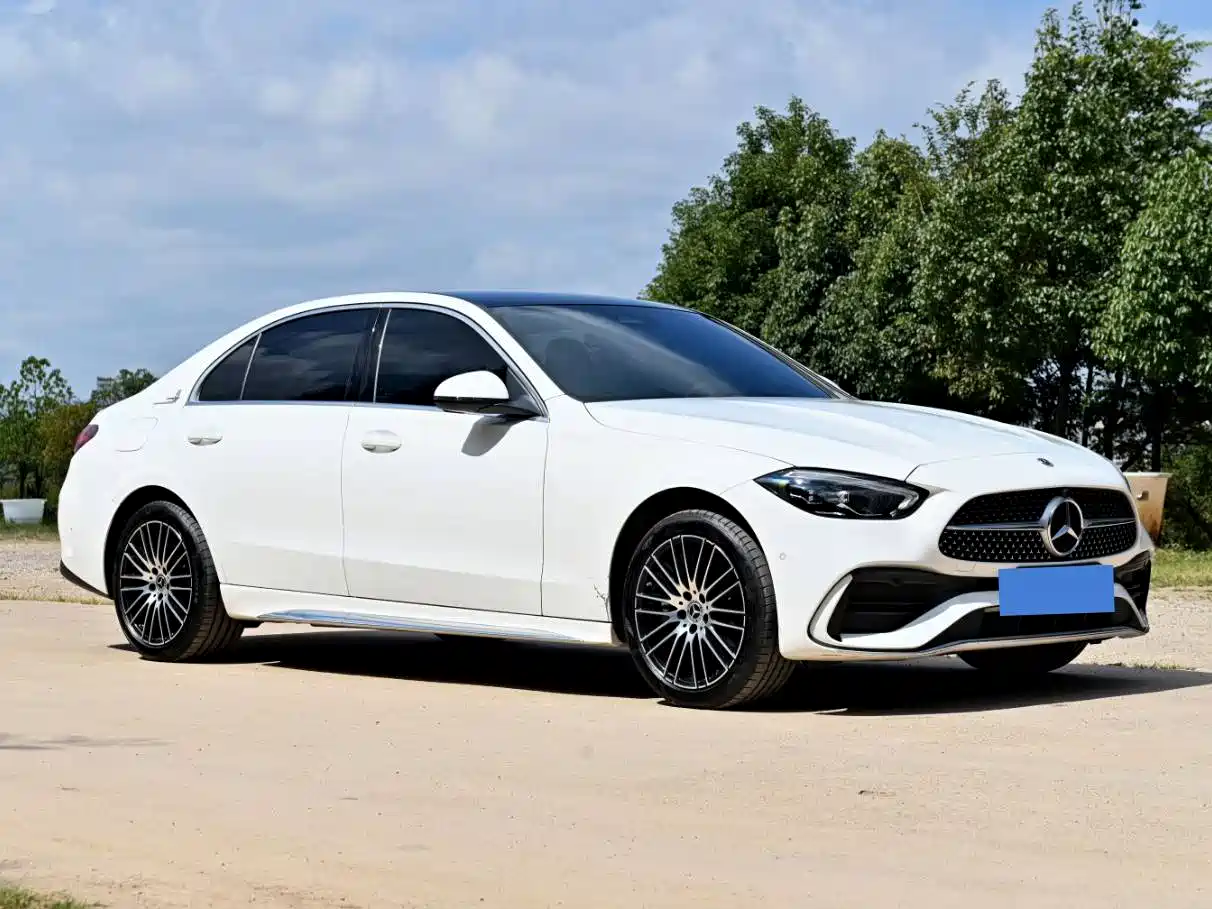 Mercedes-Benz C-Class 2023 C 260 L Sport фото 3