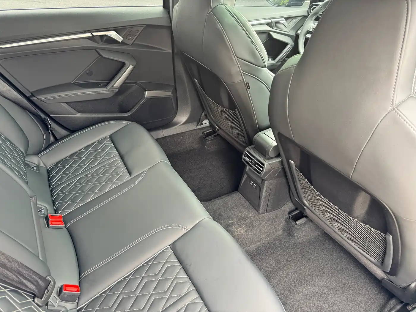 Audi A3 2025 A3L Limousine 35TFSI Flying Premium фото 16