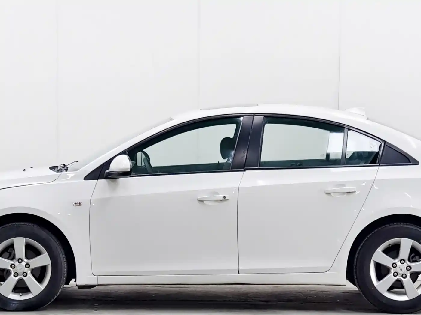 Chevrolet Cruze 2012 1.6L SE MT фото 7