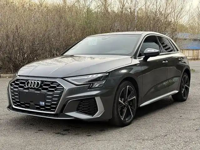 Audi A3 2023 Sportback 35 TFSI Fashion Sport