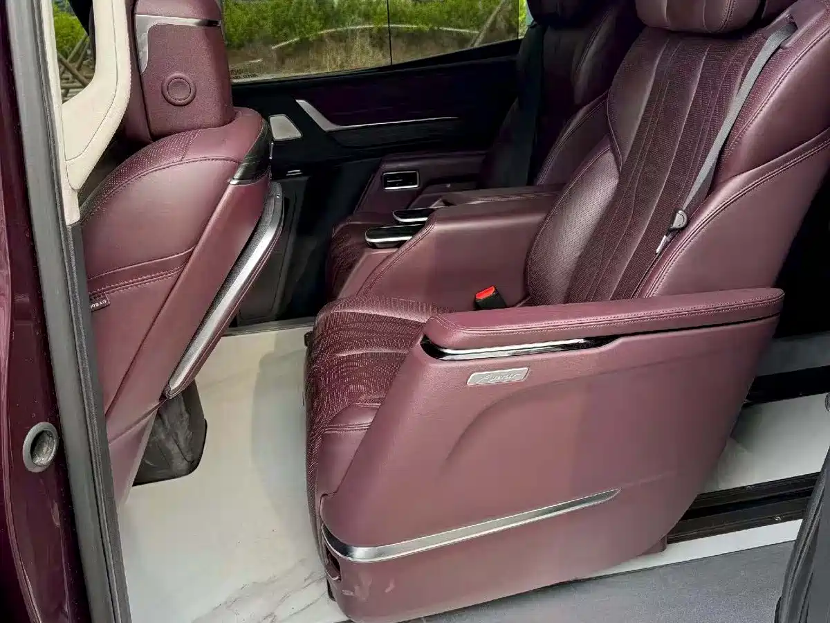 Buick Century 2023 2023 2.0T 6-Seat World Edition