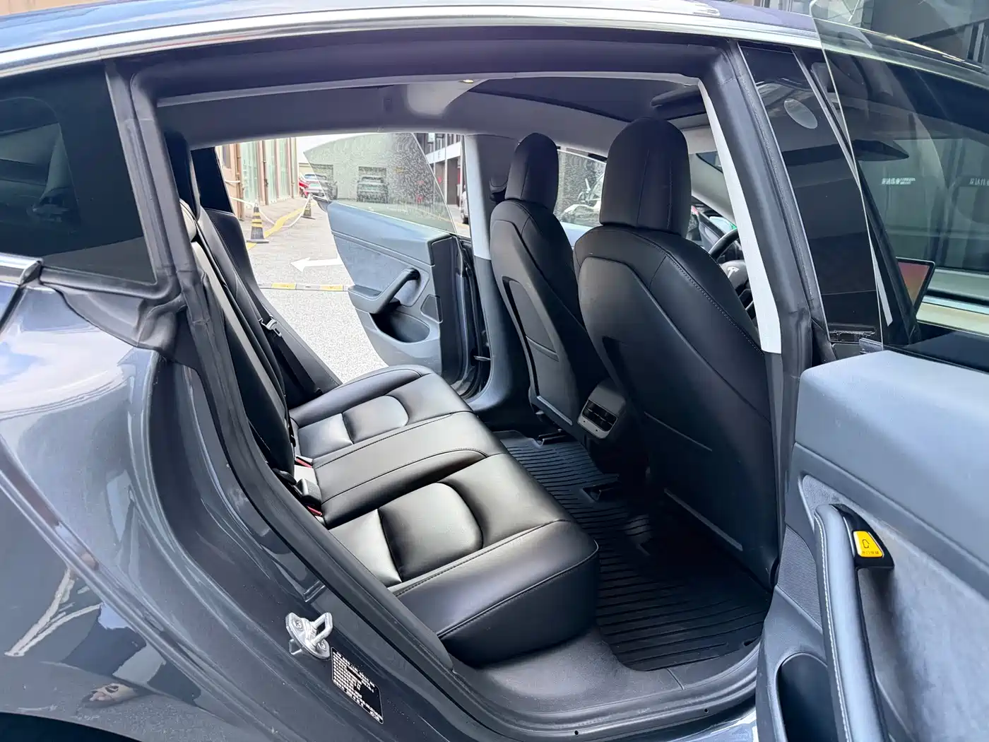 Tesla Model 3 2020 2020 Standard Range Rear-Wheel Drive Upgrade