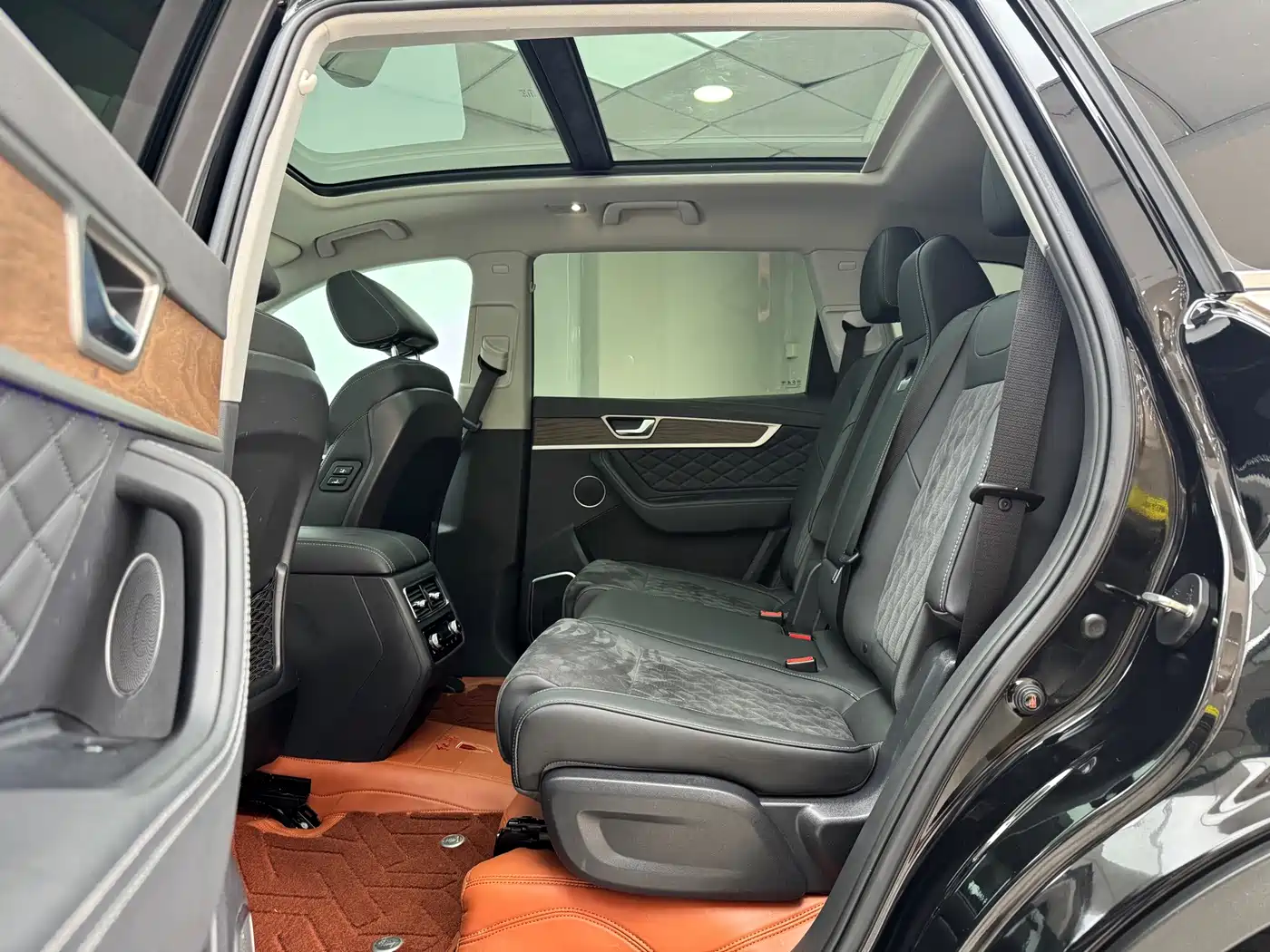 Hongqi HS7 2023 2022 2.0T DCT 2WD ZhiLian QiXiang Edition 7-seater