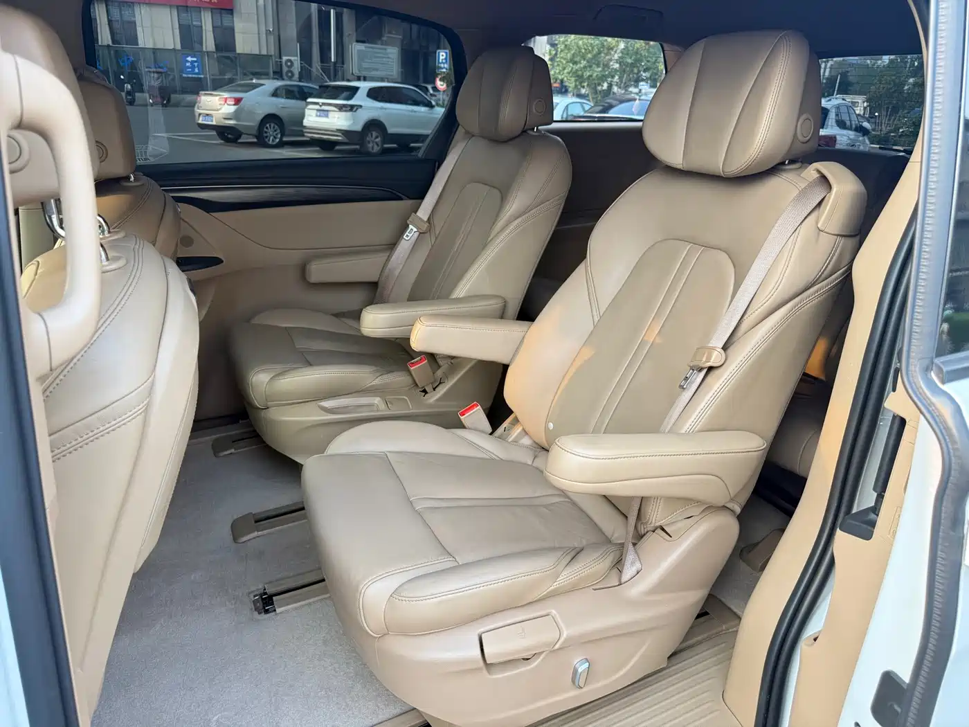 Фото 5 - Buick GL8