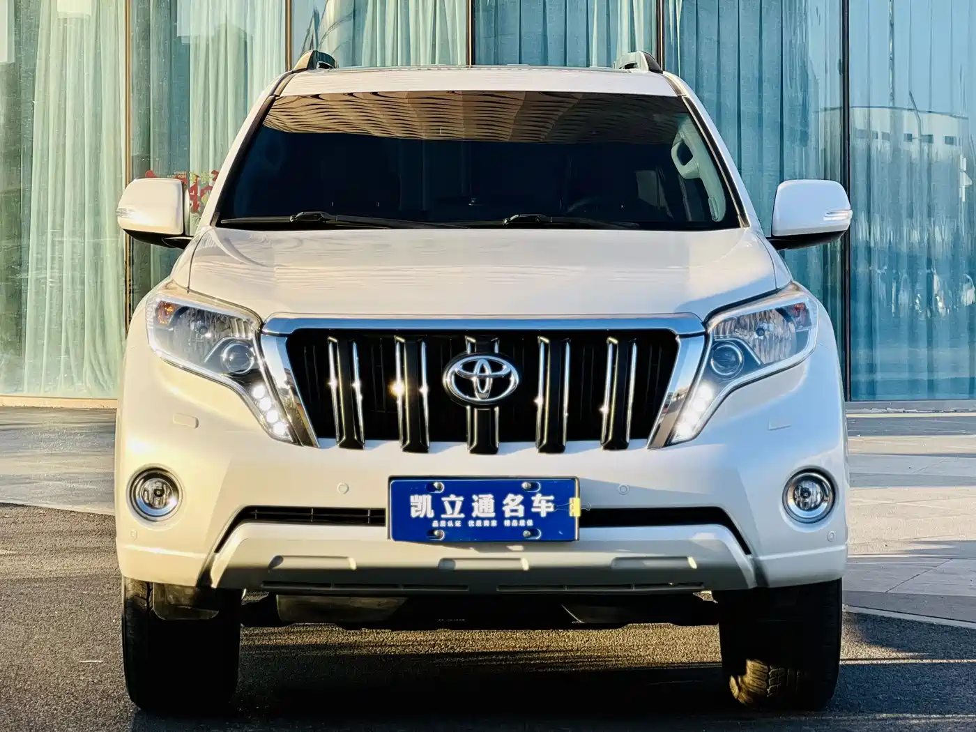 Toyota Prado 2016 3.5L Auto TX-L фото 2