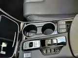 Photo 7 - Hyundai Santa Fe