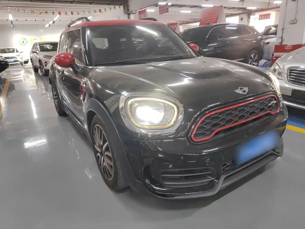 Photo 4 - MINI JCW COUNTRYMAN