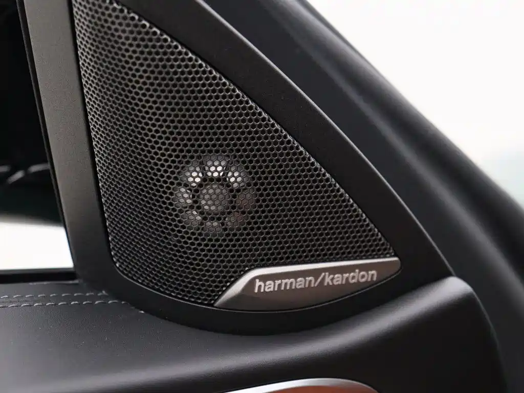 BMW M4 2024 2023 M4 Coupe Thunder Edition