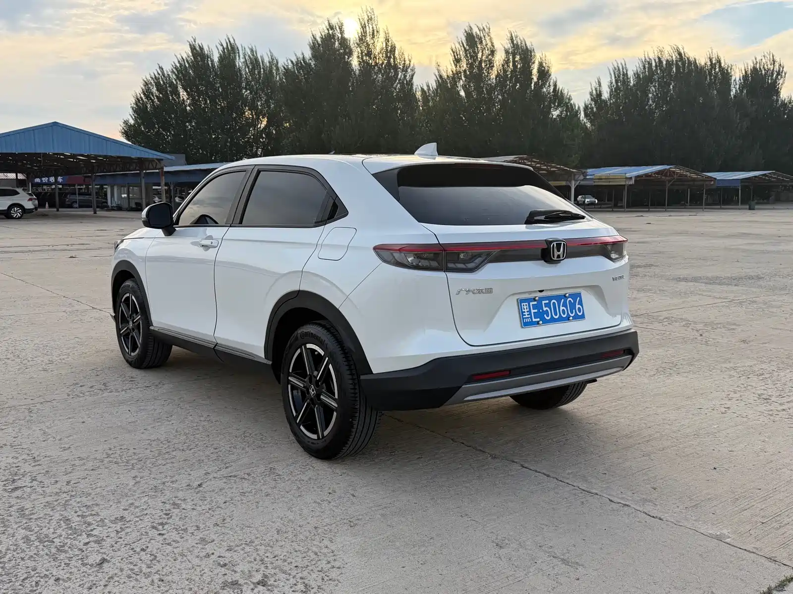 Photo 5 - Honda Vezel