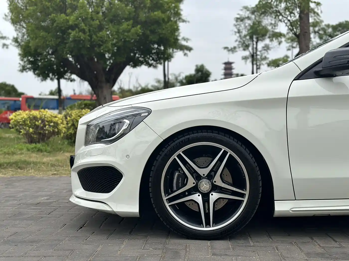 Mercedes-Benz CLA (Import) 2016 Facelift CLA 260 4MATIC фото 8