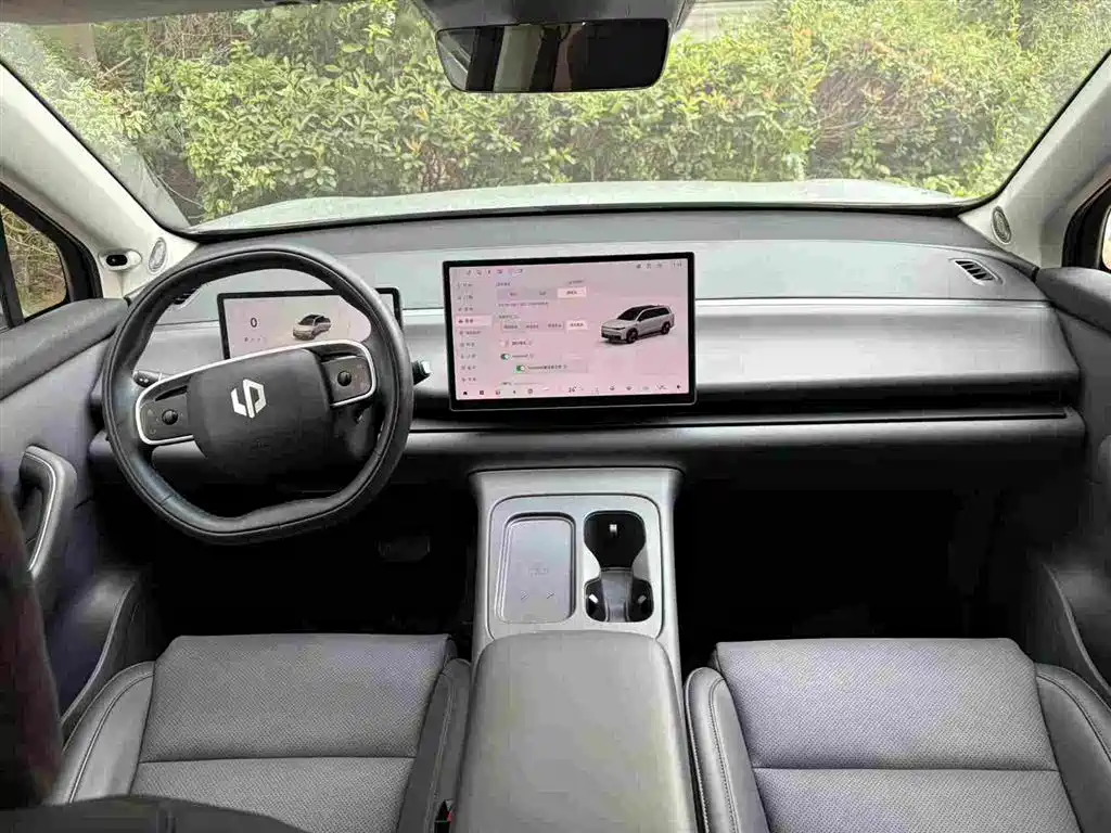 Leapmotor C16 2025 2024 Extended Range 200 Premium Edition