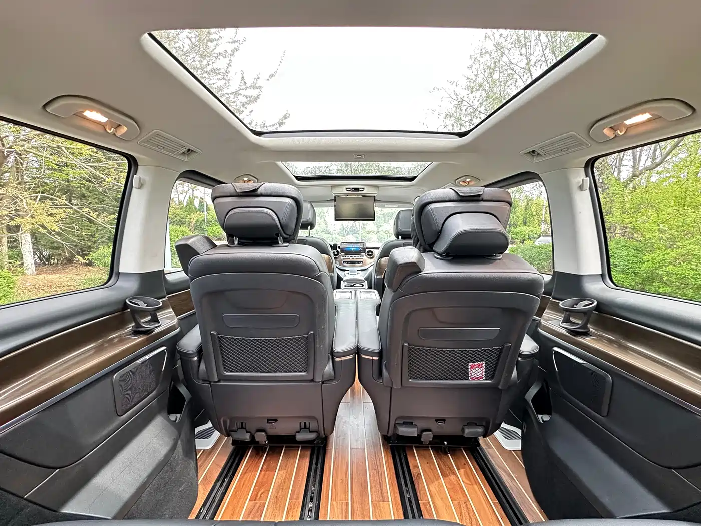 MERCEDES-BENZ V-CLASS