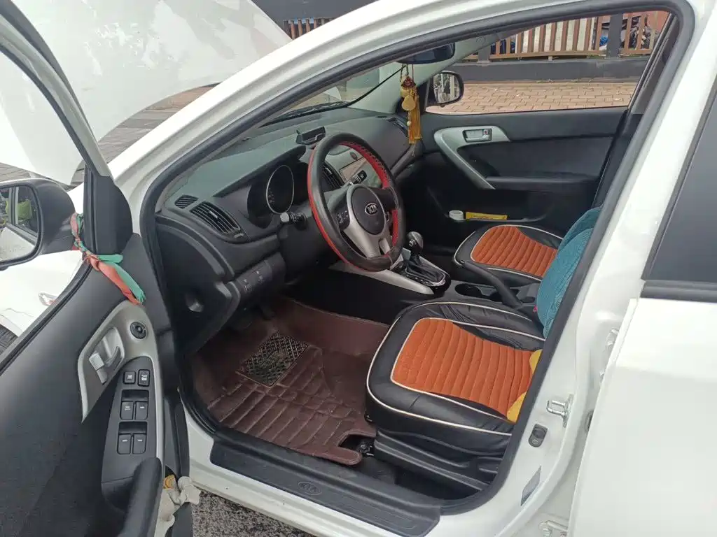 Kia Forte 2015 2014 1.6L AT GL