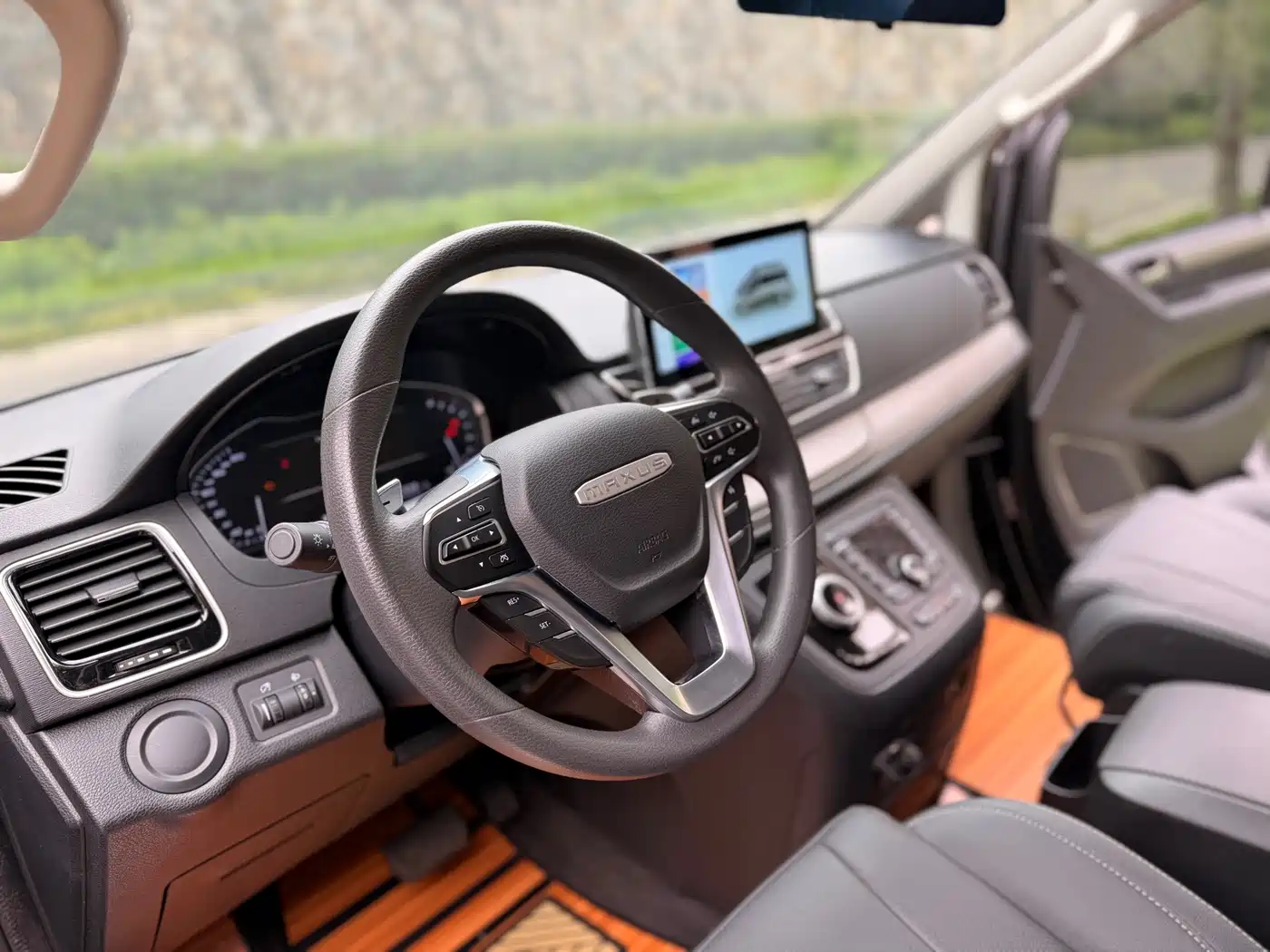SAIC Maxus Maxus G20 2023 Facelift ES 2.0T Gasoline Automatic Value Edition фото 9