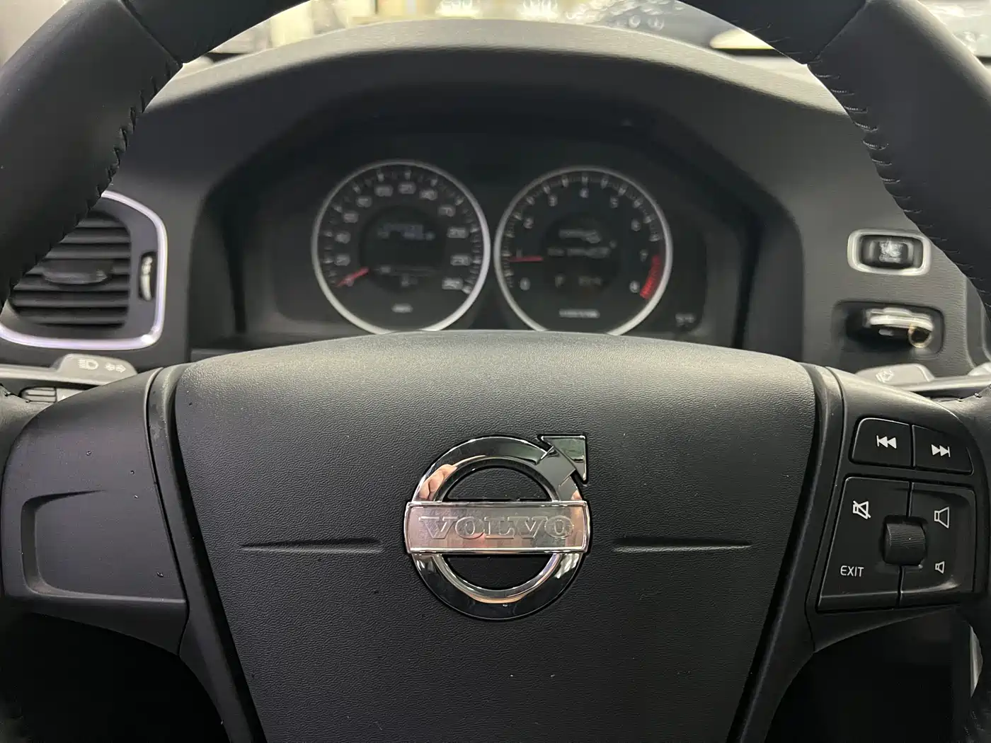 Volvo S60 (Import) 2013 2013 2.0T Progressive Edition