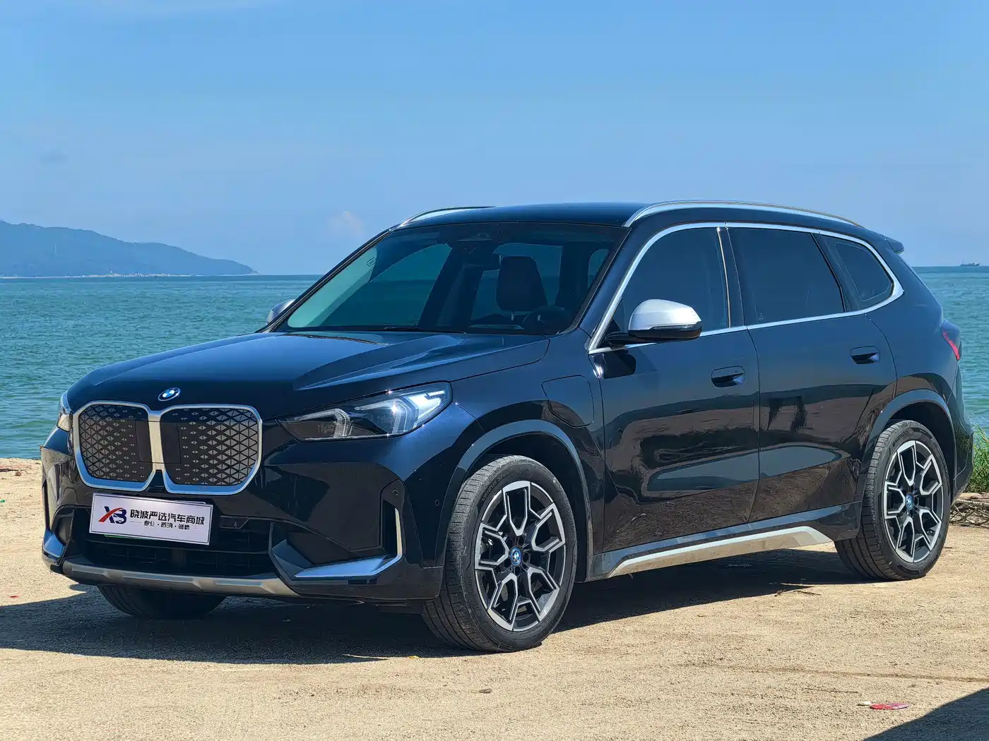 BMW iX1 2024 2023 xDrive30L X Design Package