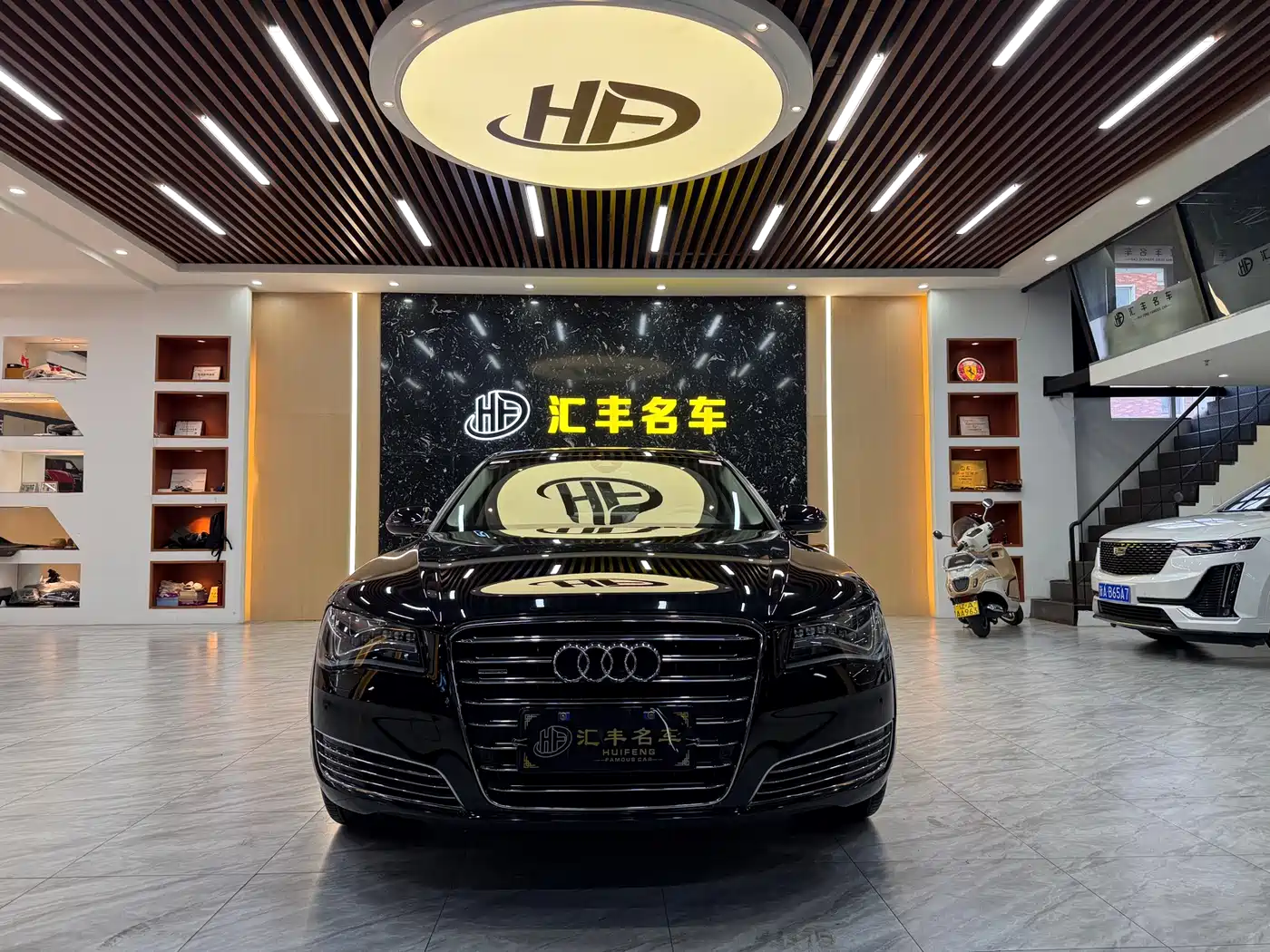 Audi A8 2012 A8L 50 TFSI quattro Comfort фото 2