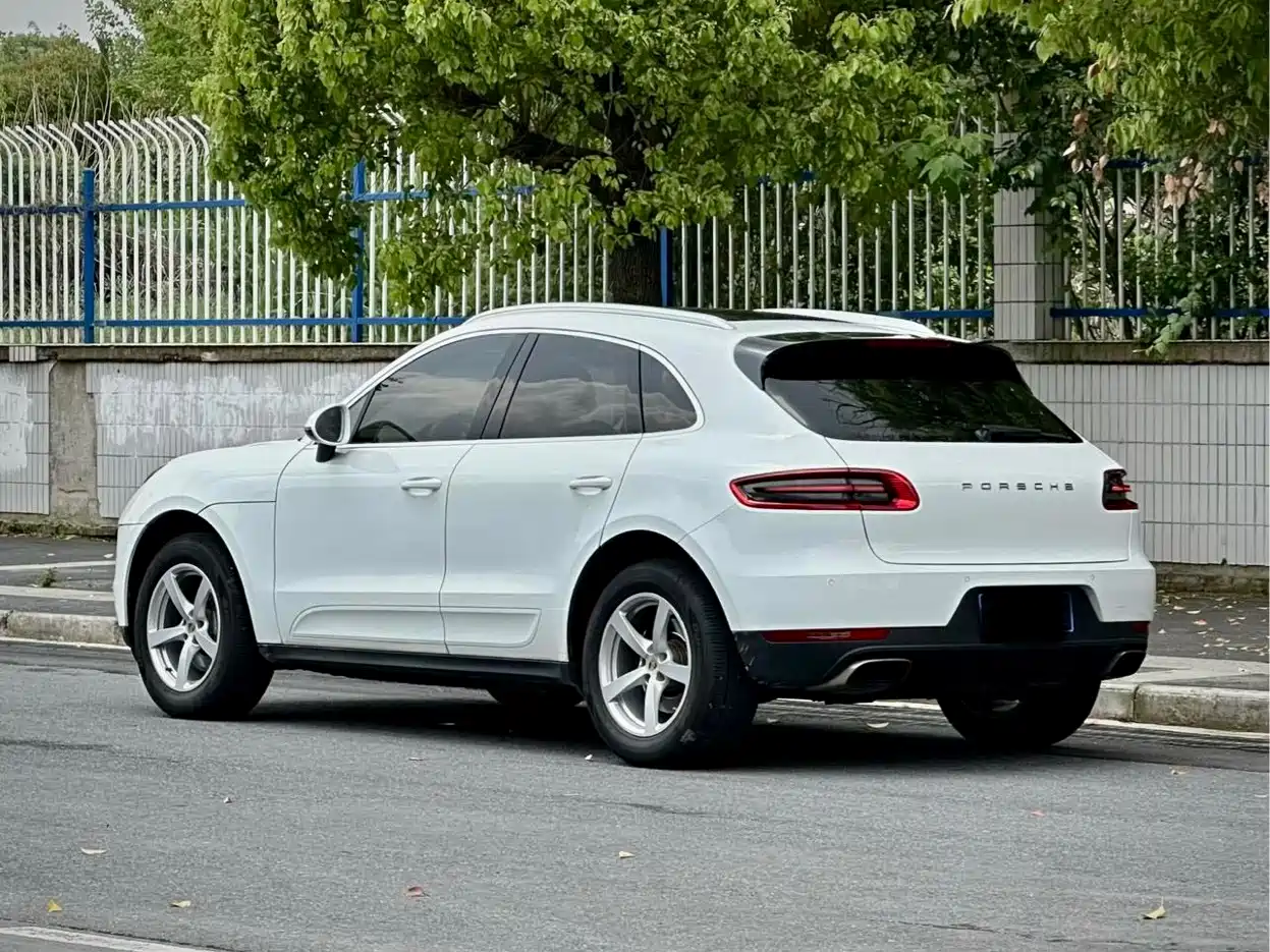 Porsche Macan 2014 Macan 2.0T фото 9