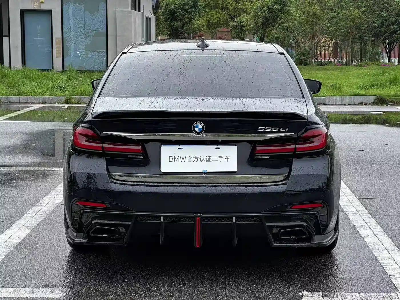 BMW 5 Series 2023 530Li Leading M Sport Package фото 7