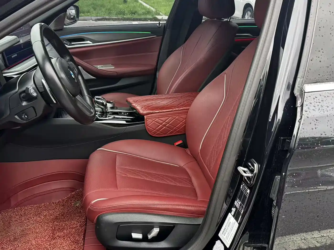 BMW 5 Series 2023 530Li Leading M Sport Package фото 10