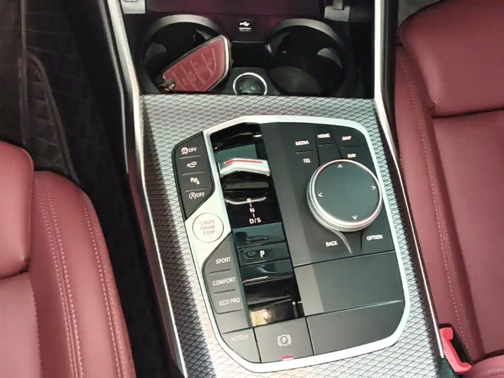 BMW 3 Series 2025 330Li Premium M Sport Night Edition фото 14
