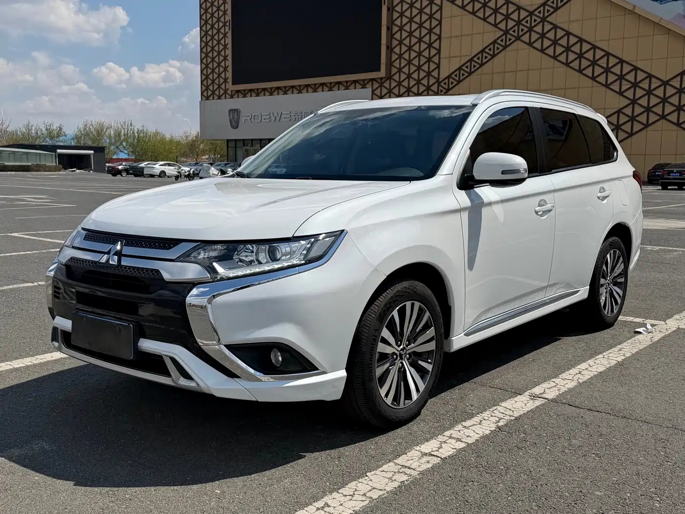 Mitsubishi Outlander 2021 2.0L FWD Comfort Edition 5-seater