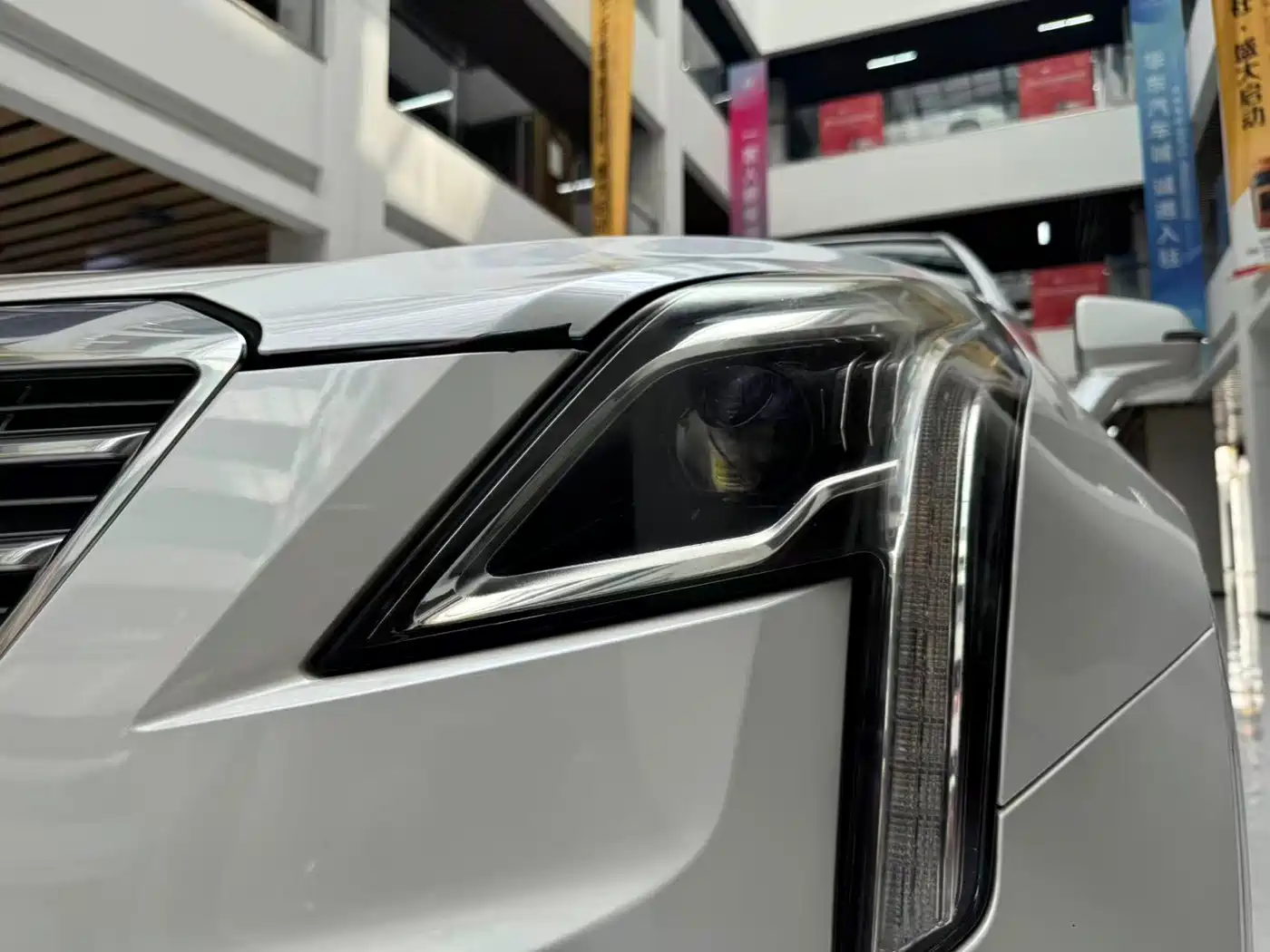 Cadillac XT5 2016 25T Luxury Model фото 21
