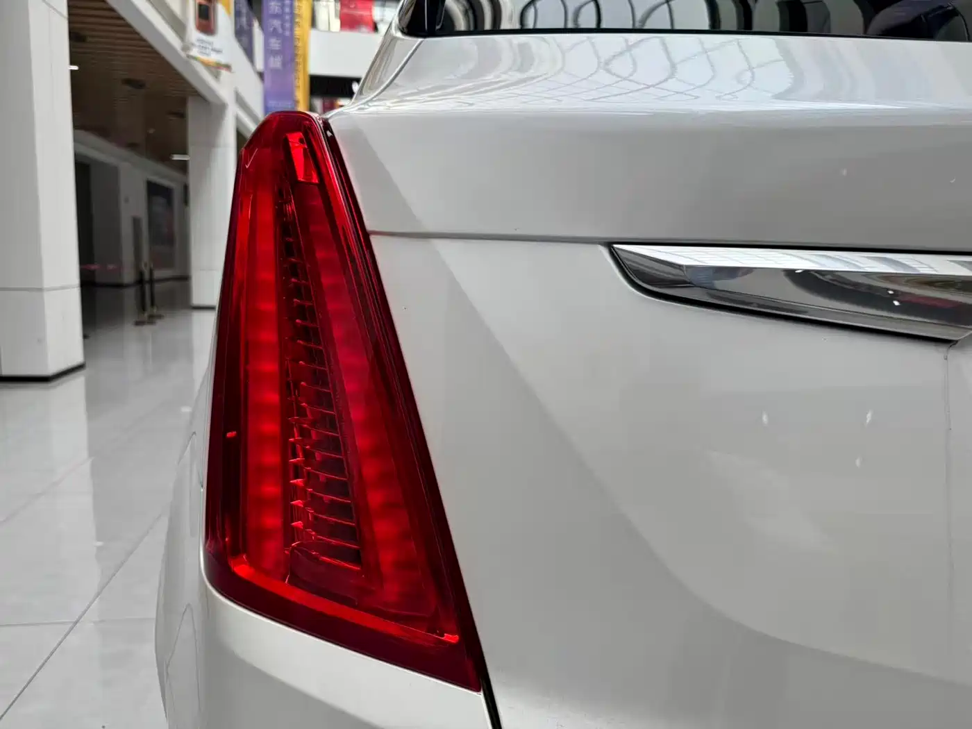 Cadillac XT5 2016 25T Luxury Model фото 23
