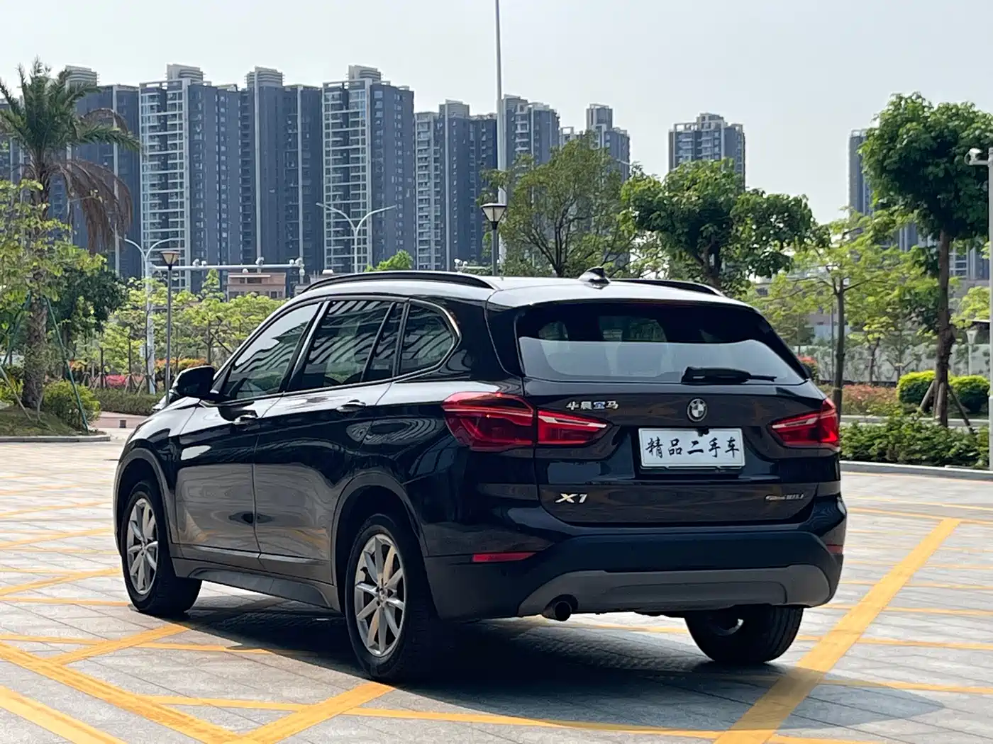 BMW X1 2018 sDrive18Li Fashion Model фото 4