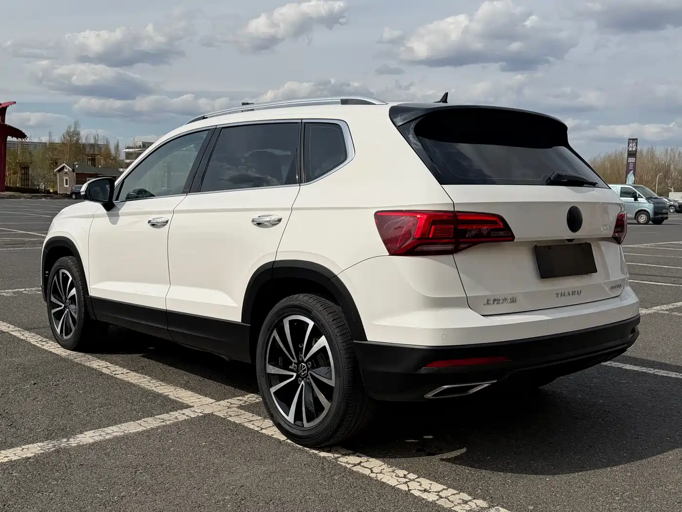 Volkswagen Tharu 2021 280TSI 2WD Luxury Plus фото 4