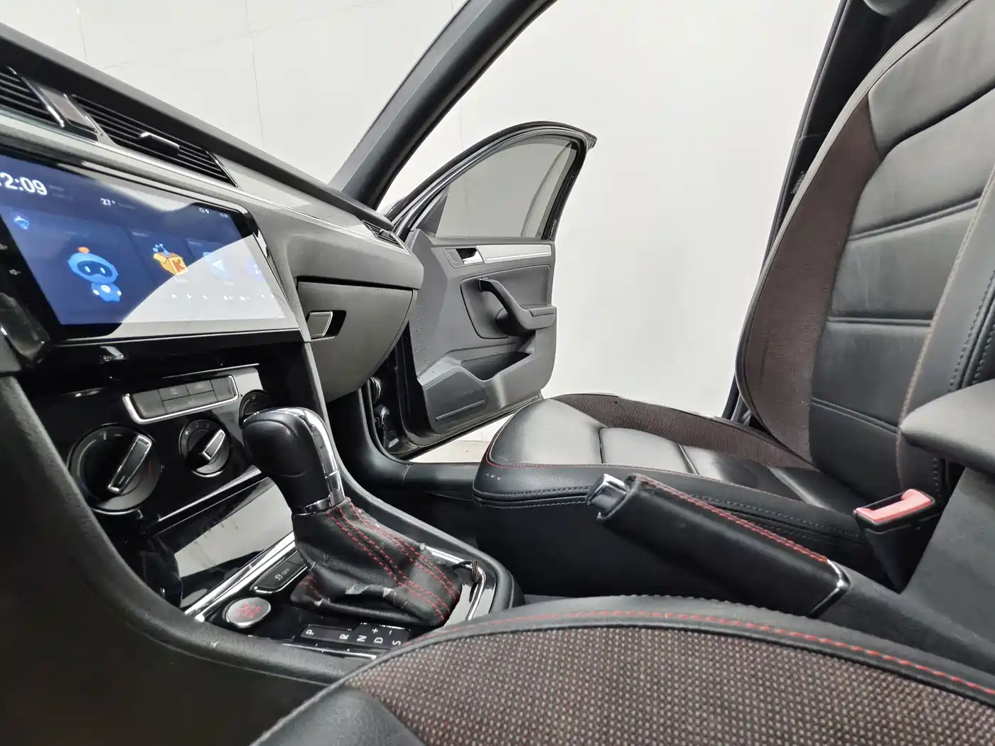 Volkswagen Bora 2014 1.4TSI Automatic Sportline фото 12