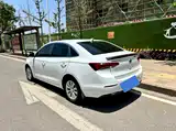 Photo 9 - Buick Excelle