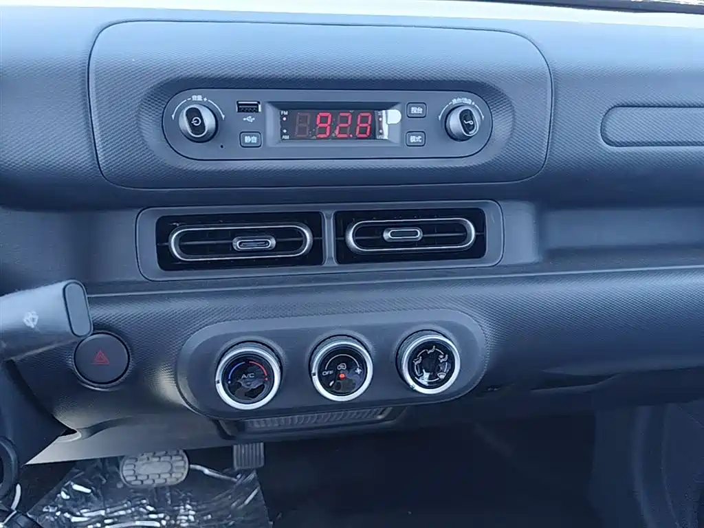 Wuling Motors Wuling Zhiguang NEV 2026 2025 Model Comfort