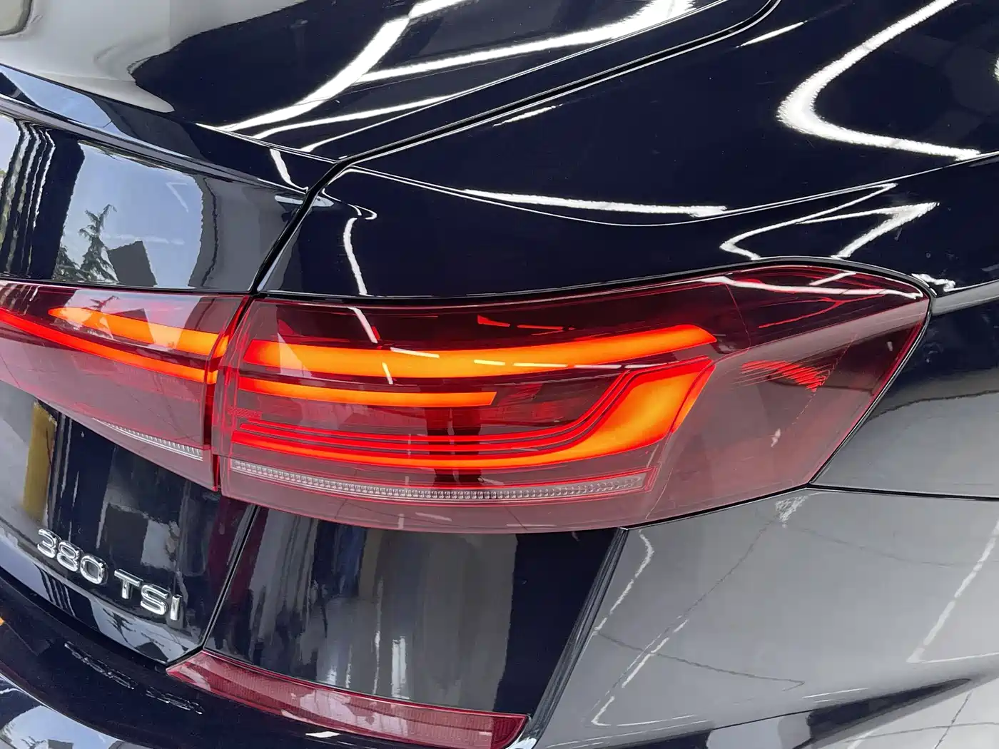 Volkswagen Passat 2024 380TSI Dragon Soaring Edition фото 24