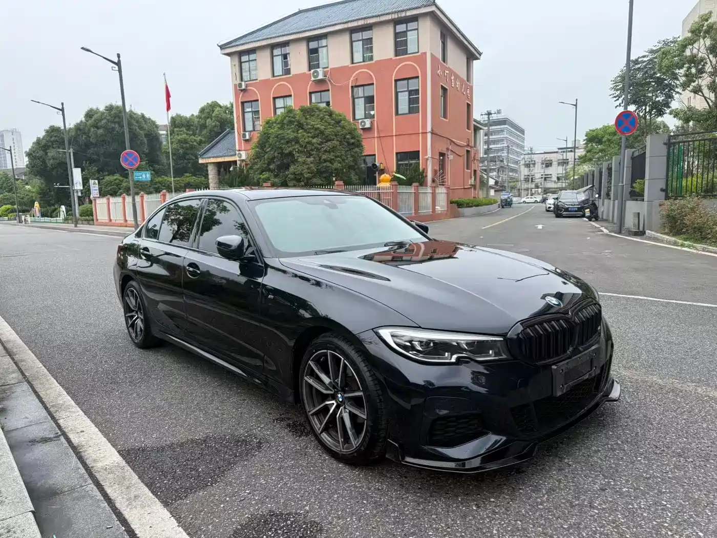 BMW 3 Series 2021 Second Facelift 325Li M Sport Package фото 2