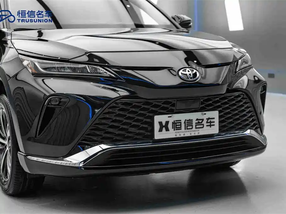 Toyota Venza 2022 2.0L CVT 2WD Luxury фото 9