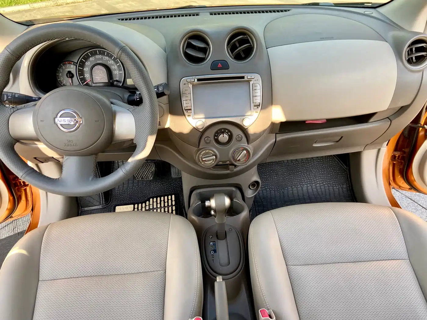Nissan March 2011 2010 1.5L Automatic Easy Shine Edition