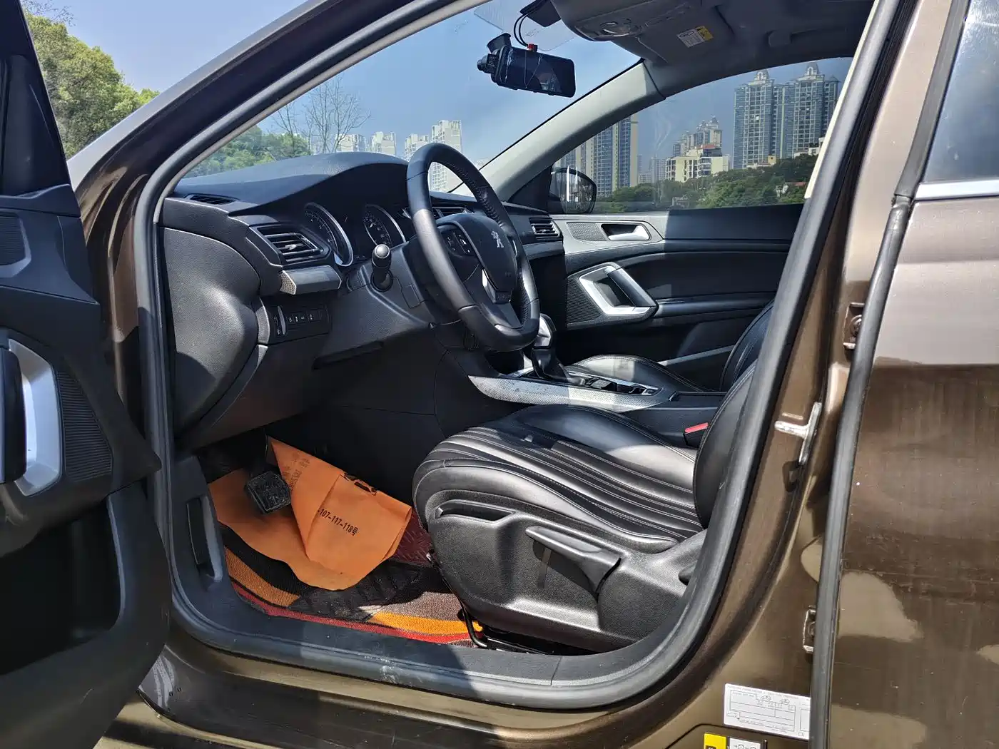 Peugeot 408 2019 230THP Automatic Luxury (China V) фото 4