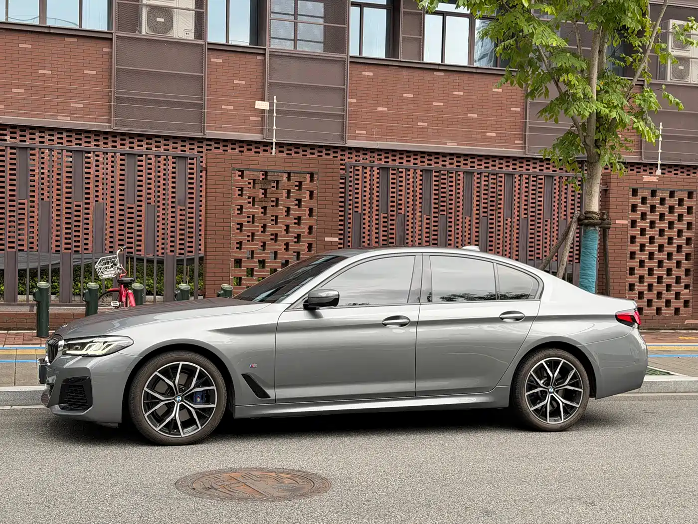 BMW 5 Series (Import) 2023 2022 Model Second Facelift 530i M Sport Package