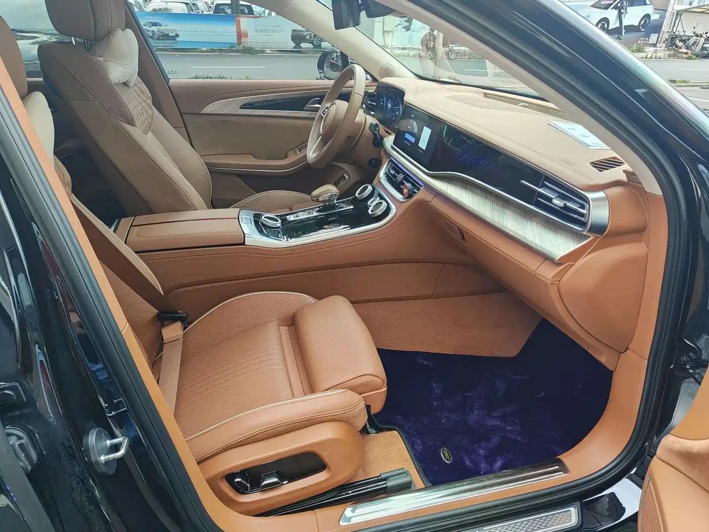 Hongqi H9 2020 2.0T Smart Connection Qi Chang Edition фото 14